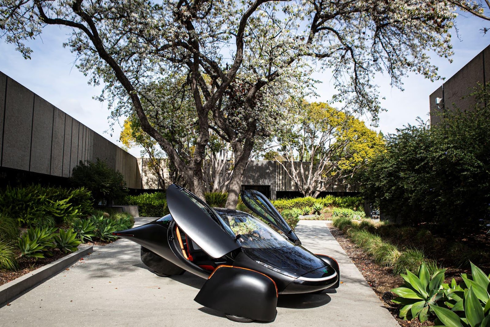 The Aptera can go 150 miles after just 15 minutes at an ordinary charging station. Starting price is $25,900. 